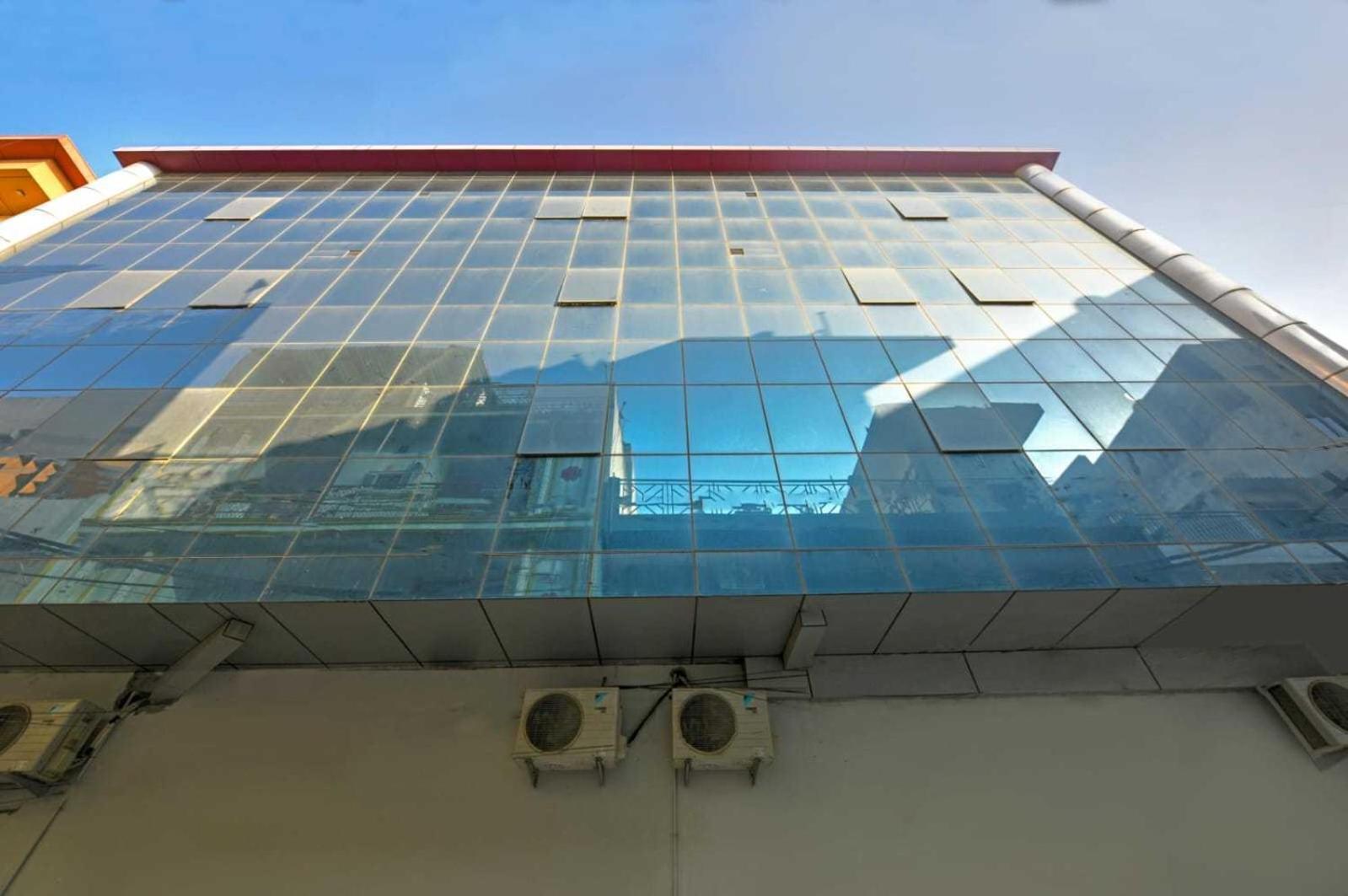 Hotel O Amenda International New Delhi Exterior photo