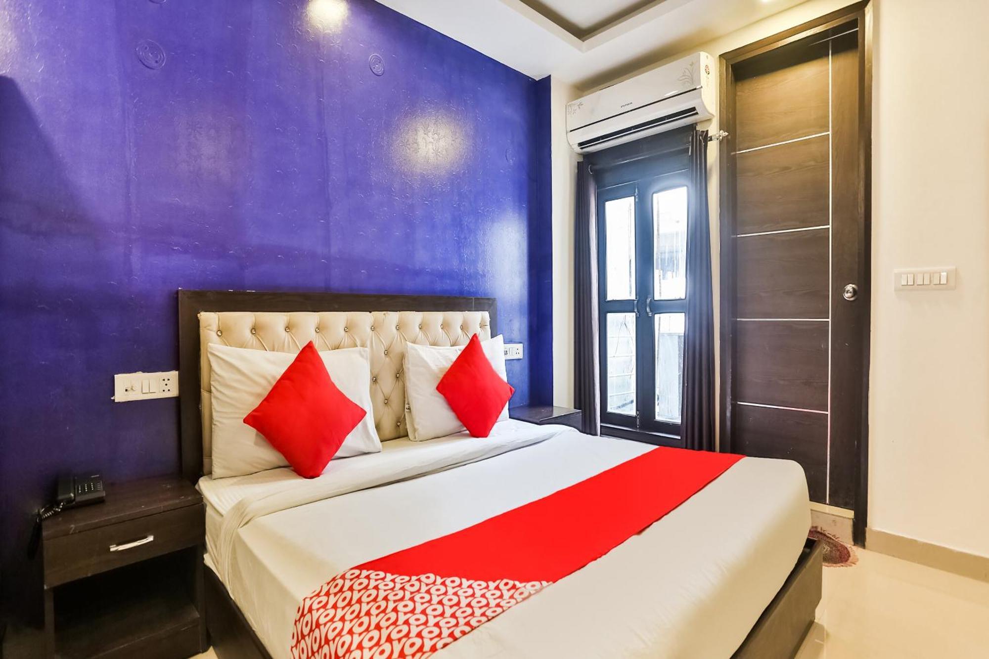 Hotel O Amenda International New Delhi Exterior photo